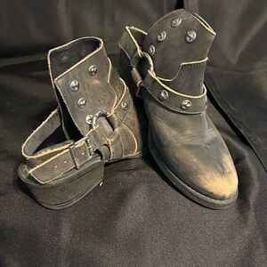Very Volatile Western Studded Slingback Booties - Distressed W. Size 7